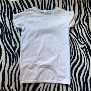 white ivviva size 14 shirt